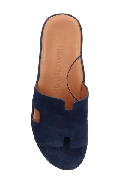 L'amour Des Pieds Catiana Platform Sandal In Navy