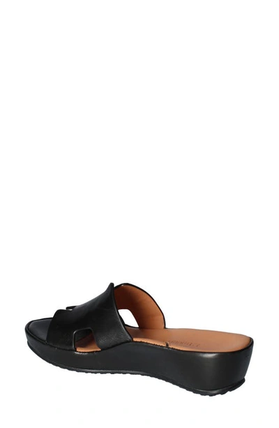 L'amour Des Pieds Catiana Platform Sandal In Black