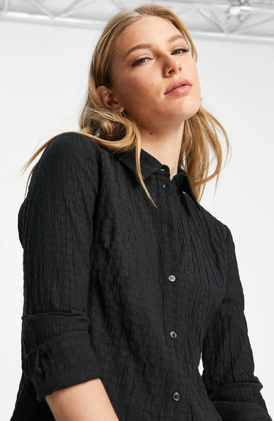 Shop Topshop Slim Fit Textured '90s Button-up Shirt In Black