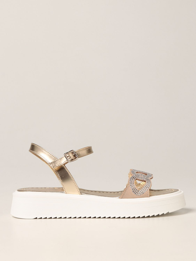 Montelpare Tradition Leather Sandal In Gold