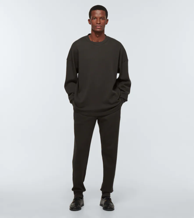 Shop The Row Edgar Cotton Jersey Sweatpants In Dovetail