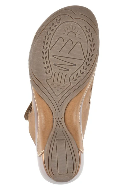 White Mountain Valencia Wedge Sandal In Natural/ Burn/ Smooth