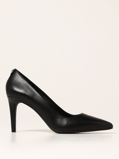 Shop Michael Michael Kors Pump Dorothy Flex  In Smooth Leather In Black