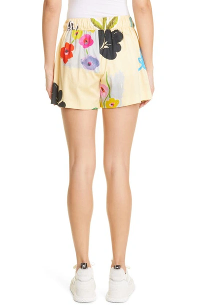 Shop Monse Floral Cotton Poplin Pajama Shorts In Butter Floral