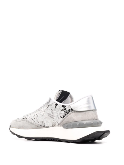 Valentino Silver & Gray Lacerunner Sneakers In Grau