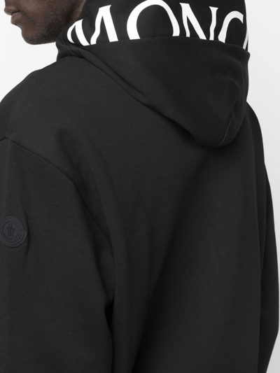 Shop Moncler Logo-print Long-sleeve Hoodie In Schwarz