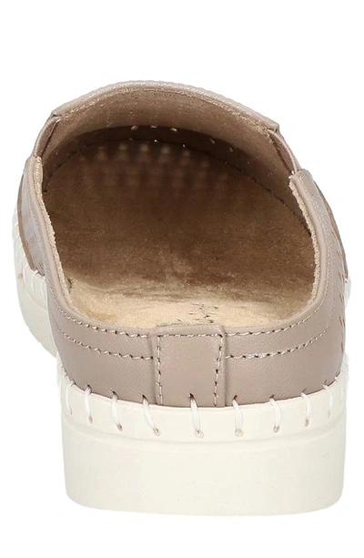 Shop Bella Vita Refresh Sneaker Mule In Natural Leather