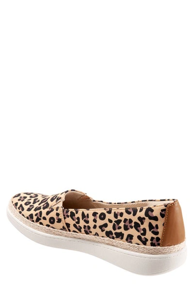 Trotters Accent Slip-on In Tan Cheetah