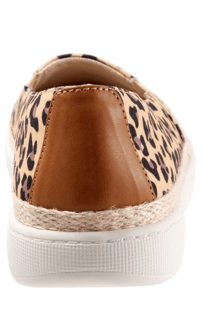 Trotters Accent Slip-on In Tan Cheetah
