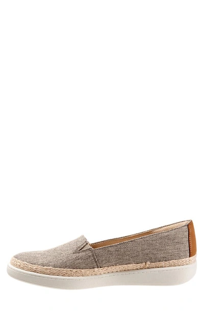 Trotters Accent Slip-on In Sage