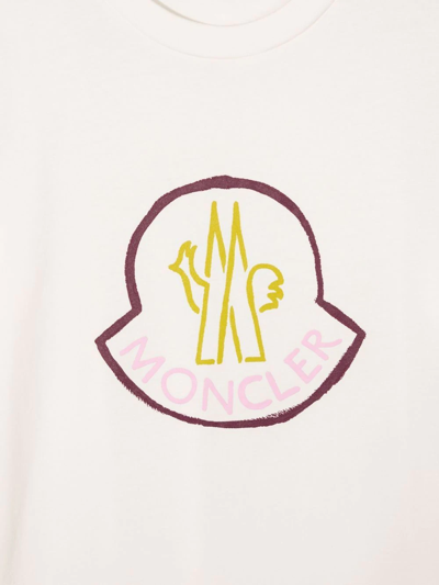 Shop Moncler Teen Logo Print T-shirt In Neutrals