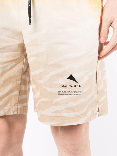 Shop Mauna Kea Gradient-effect Shorts In Brown