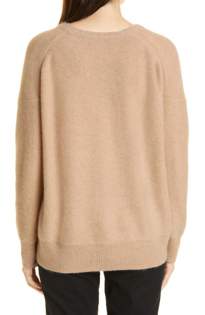 Shop Vince Relaxed V-neck Cashmere Pullover In Heather Desert Clay