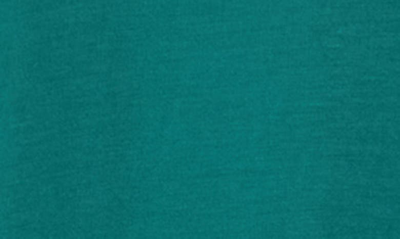 Renee C Solid Scrunched Sleeve Top In Green