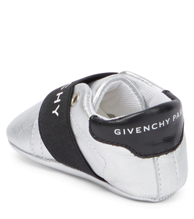 Shop Givenchy Baby Logo Leather Sneakers In Light Grey