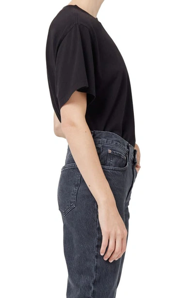 Shop Agolde Della One-shoulder Cotton T-shirt In Black