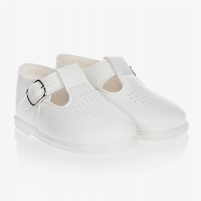 Shop Early Days Baypods White First Walker Shoes