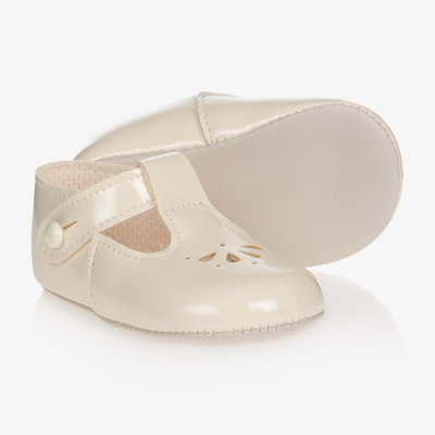 Shop Early Days Baypods Girls Ivory Patent Pre-walker Shoes