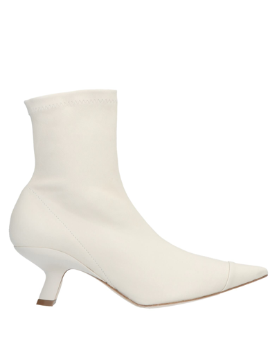 Vic Matie Leather Ankle Boots In White