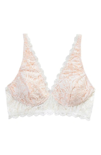 Everviolet Vela Pocketed Wireless Bra In White/blush