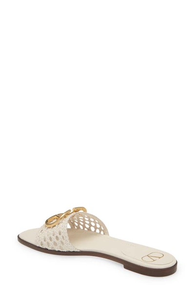 Valentino Garavani Off-white Vlogo Slide Sandals In Ivory |