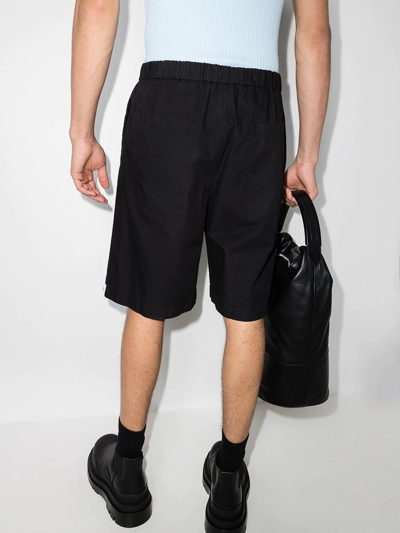 Shop Jil Sander Elasticated-waist Bermuda Shorts In Schwarz