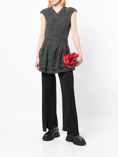 Pre-owned Chanel 荷叶边裙摆针织迷你连衣裙（2010年典藏款） In Grey