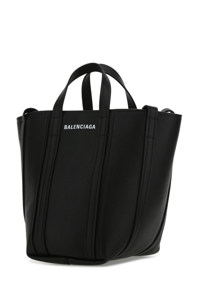Balenciaga Black Leather Everyday Xs Handbag In Black