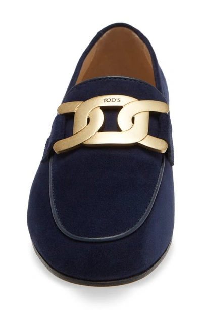 Tod's Kate Chain Detail Loafer In Galassia Scuro