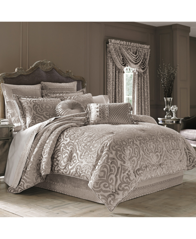 J Queen New York J. Queen New York Sicily 4-pc. Comforter Set ...