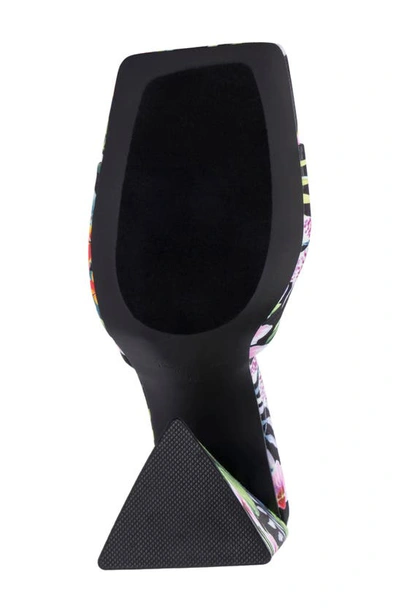 Torgeis Paradise Tropical Print Block Heel Sandal In Black