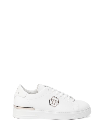 Shop Philipp Plein `hexagon` Sneaker In Bianco