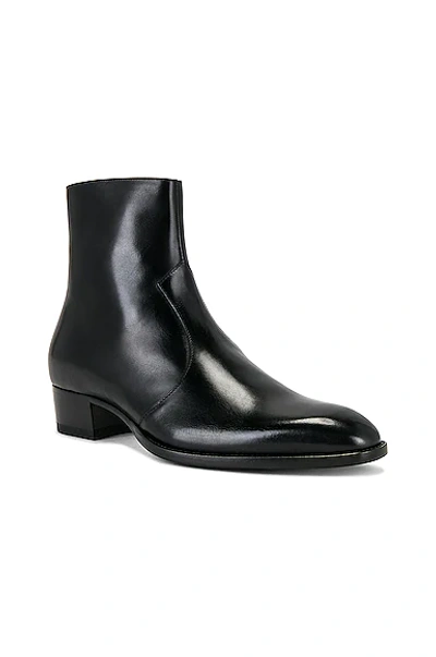 Saint Laurent Vassili 60mm Leather Boots In Noir
