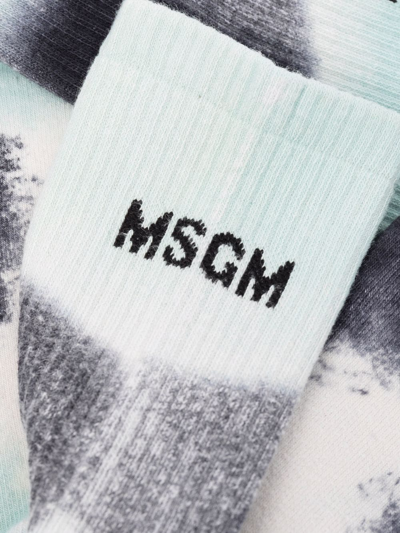 Shop Msgm Logo Tie-dye Socks In Blue
