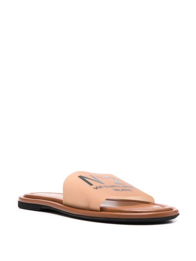 Shop N°21 Logo-print Flat Sandals In Brown