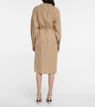 配腰带棉质中长连衣裙