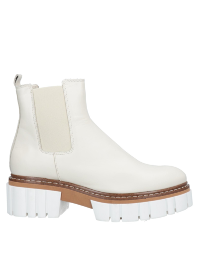 Shop Bali Ē Woman Ankle Boots Ivory Size 10 Soft Leather In White