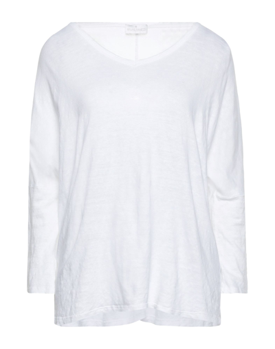 Shop Bruno Manetti Woman T-shirt White Size 6 Linen