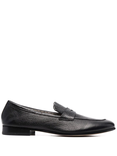 Shop Fratelli Rossetti Round Toe Loafers In Schwarz