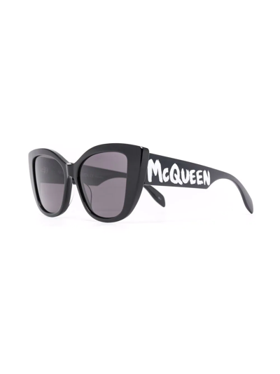 Alexander Mcqueen Tinted Cat-eye Sunglasses In Schwarz