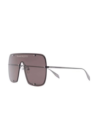 Shop Alexander Mcqueen Tinted Oversize-frame Sunglasses In Schwarz