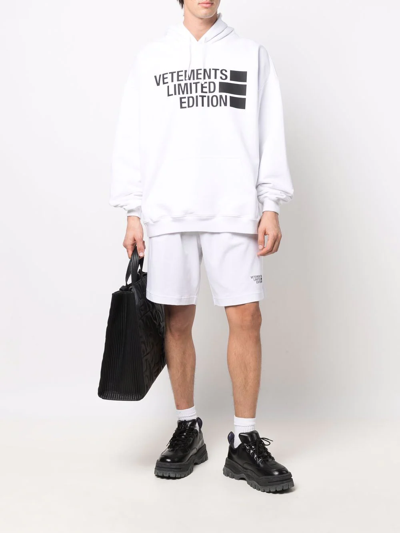 Shop Vetements Logo-print Track Shorts In Weiss