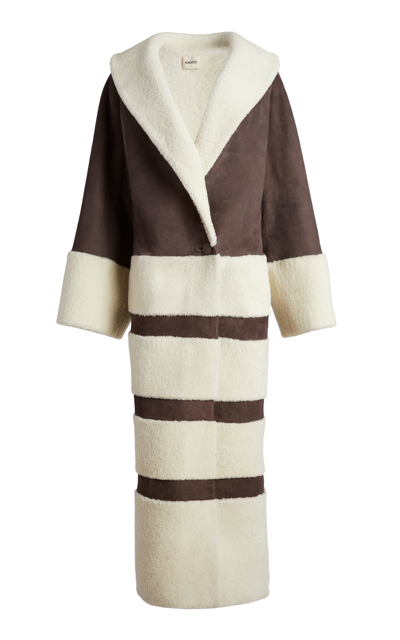 Shop Khaite Women's Pia Shearling Coat In Brown