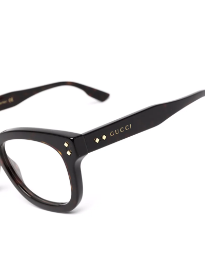 Gucci Cat-eye Frame Eyeglasses In Braun