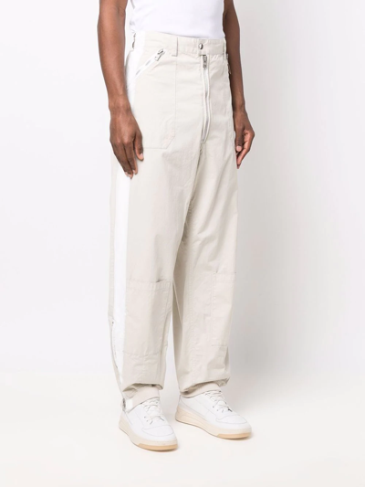 Shop Miharayasuhiro Side Stripe-detail Straight-leg Trousers In Weiss