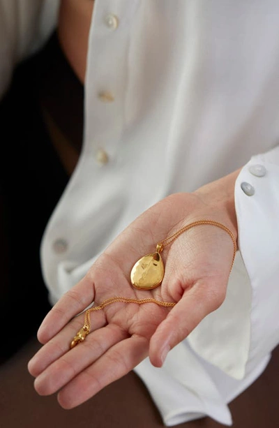 Monica Vinader Deia Pebble Locket Necklace In Gp