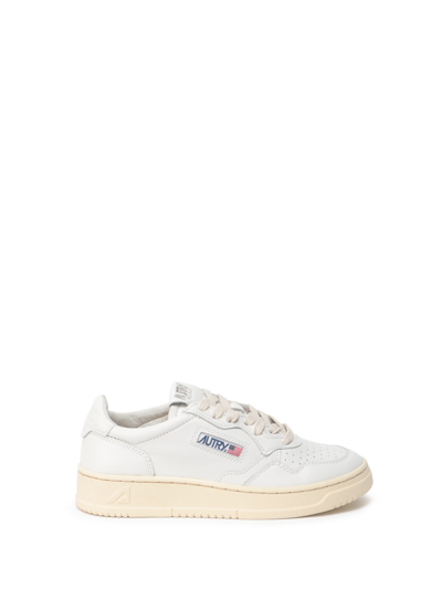 Shop Autry `medalist Low` Sneakers In White