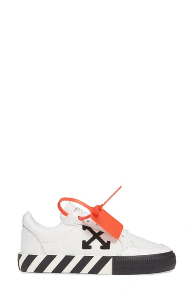 Shop Off-white Low Arrow Sneaker In White Black