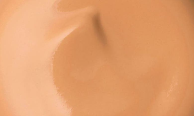 Clé De Peau Beauté Radiant Cream Foundation In Bf50 Tan Buff