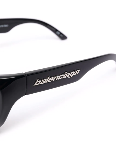 Shop Balenciaga Xpander Butterfly-frame Sunglasses In Schwarz